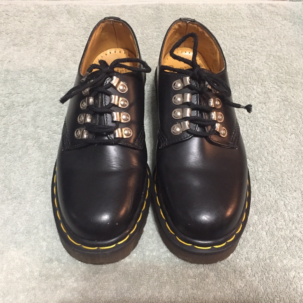 Dr. Martens Vintage Leather Oxfords 8098 Used